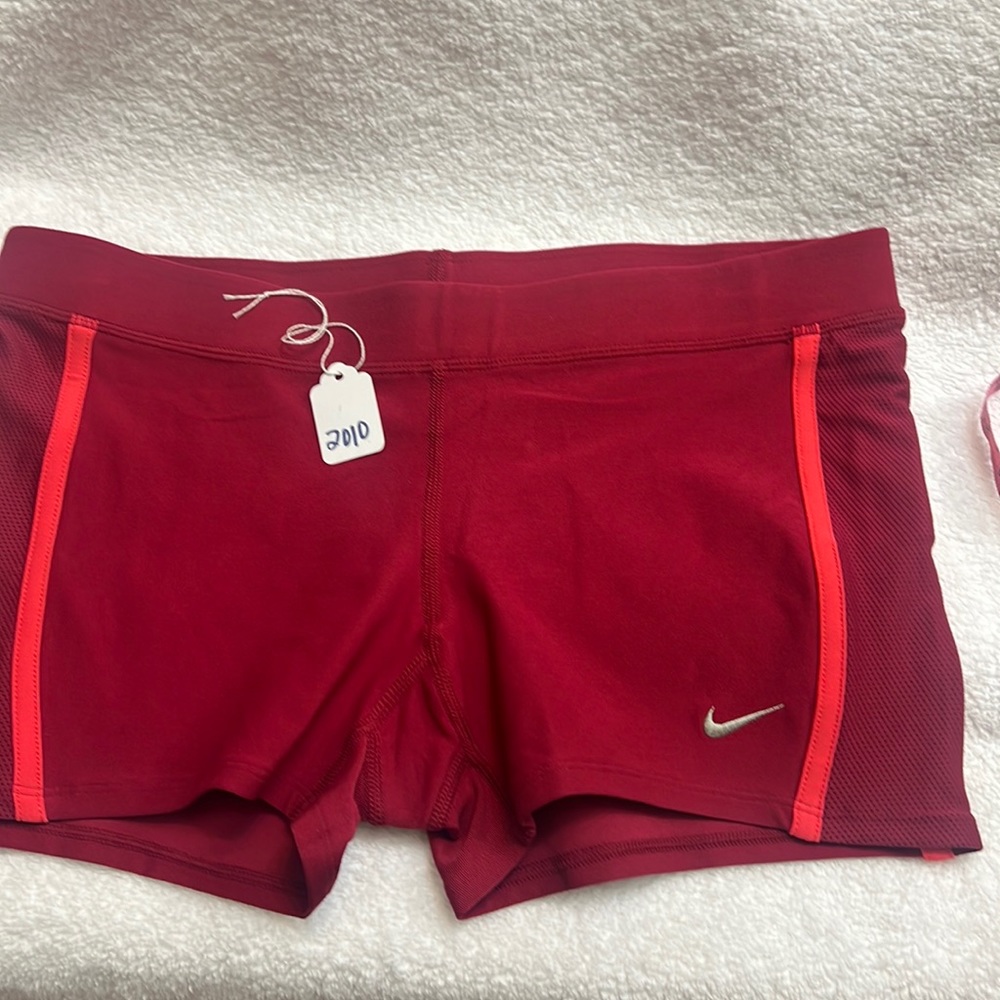 New without tags Nike dry fit workout shorts, size medium
